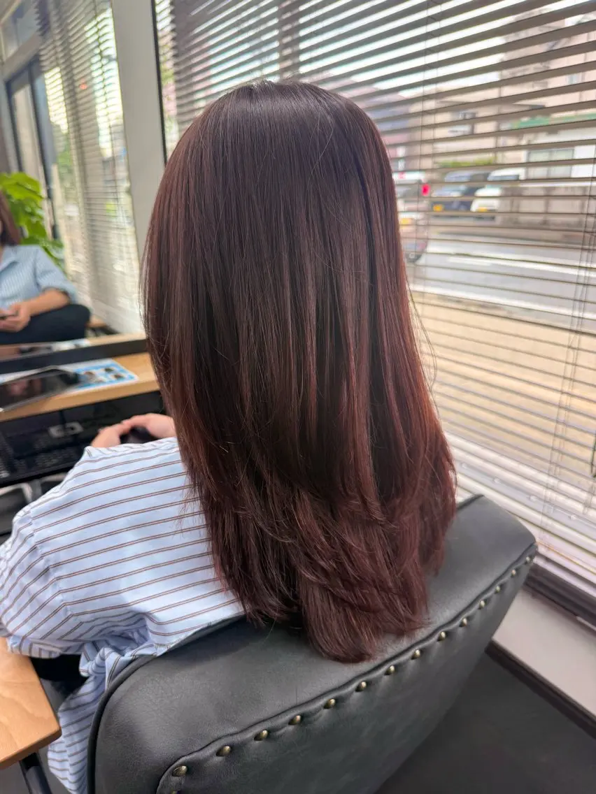 ミディアム カラー ブリーチ トリートメント カット ヘアカラー トリートメント 谷口 優希のヘアスタイル