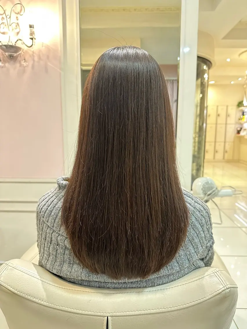 ロング レイヤーカット ツヤ重視 ワンカラー🫧Mioのヘアスタイル