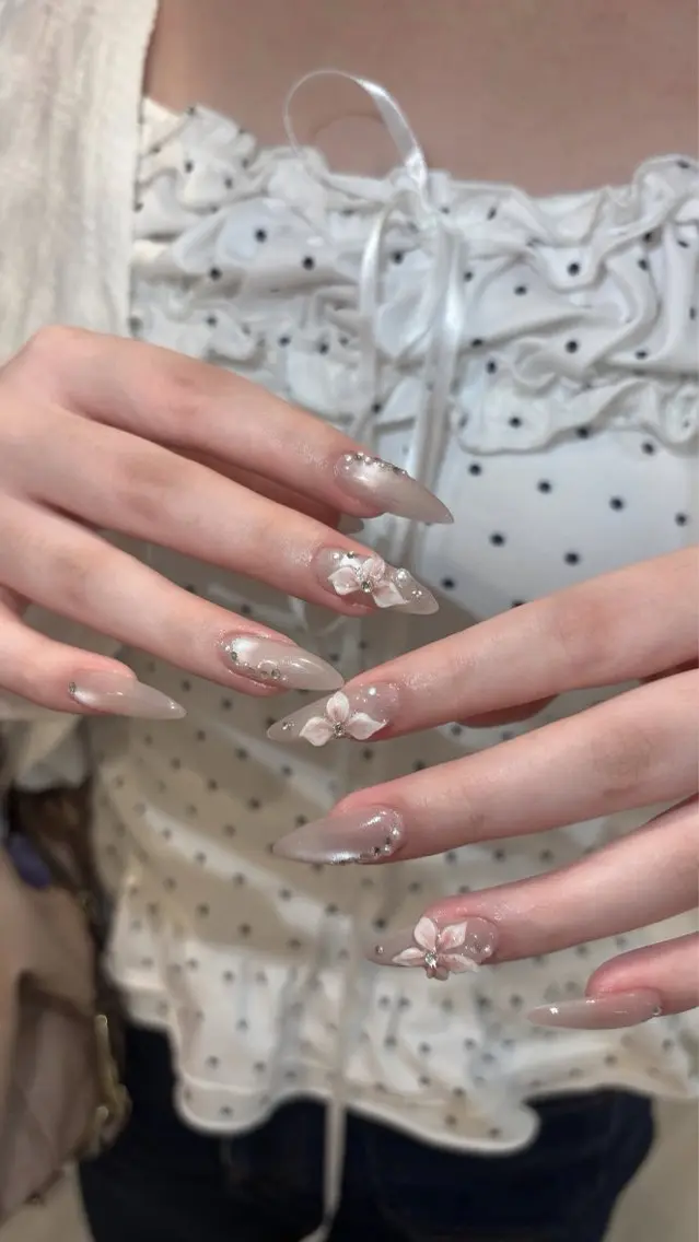 ネイル アートネイル フレンチネイル ジェルネイル 韓国ネイル マグネットネイル HAPPI NAIL 大国町のネイルデザイン