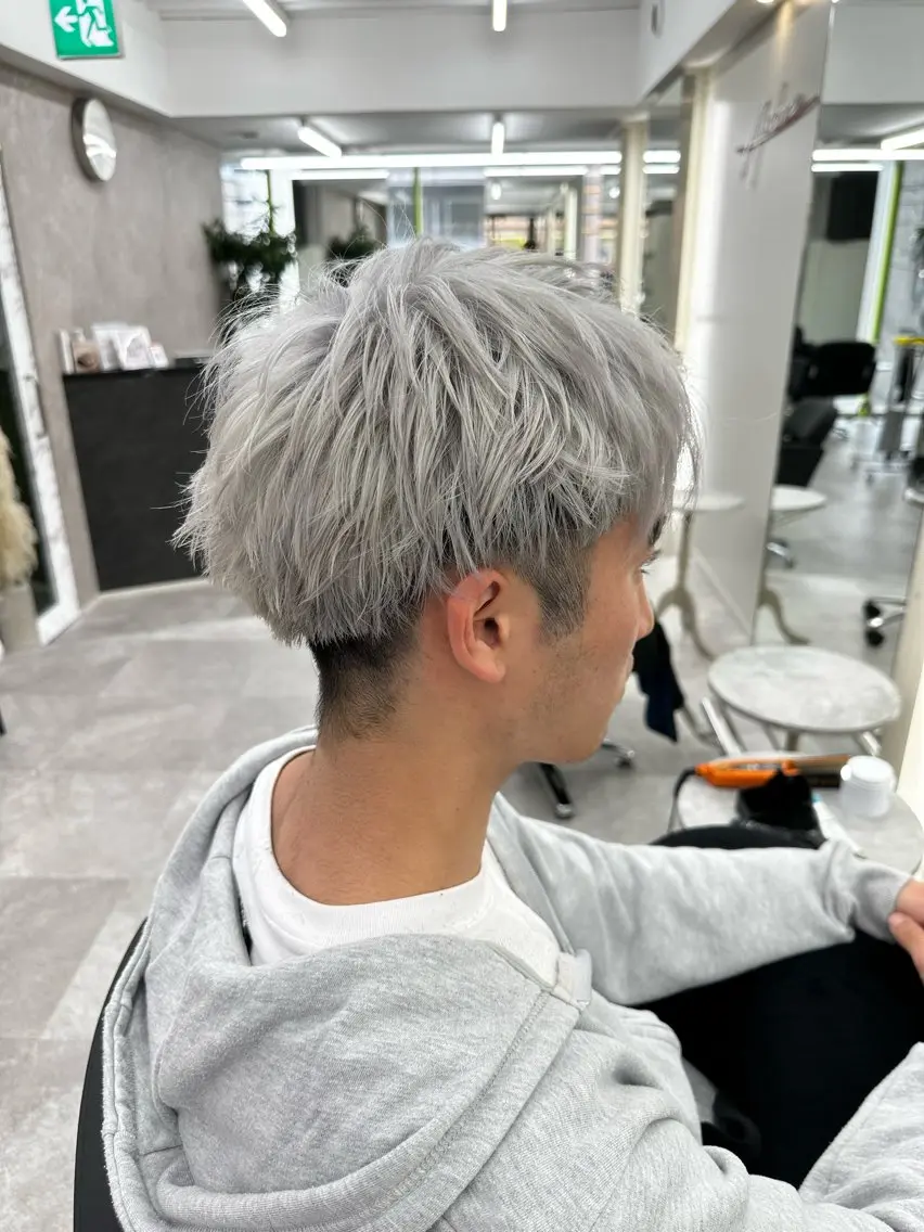 ショート カラー メンズ ヘアカラー 【メンズ特化美容師】 Toma🎯のヘアスタイル