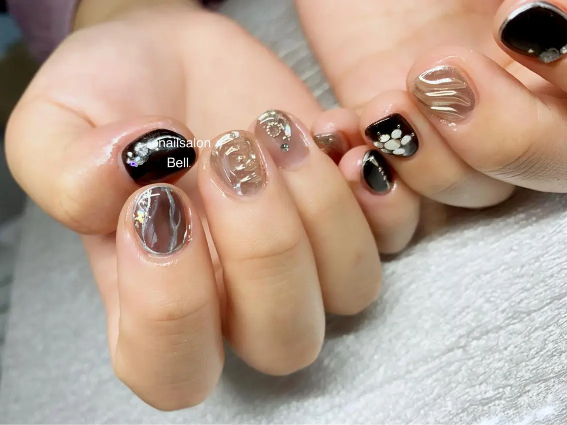 ネイル Y. Reonaのネイルデザイン