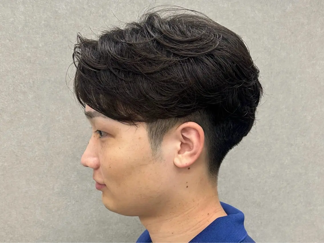 メンズ センターパート カット 【📸メンズ垢抜け パーマ】SHOTAのヘアスタイル