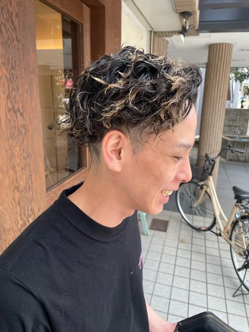 ショート カラー パーマ メンズ MATSURI BASE.AWAJIのヘアスタイル