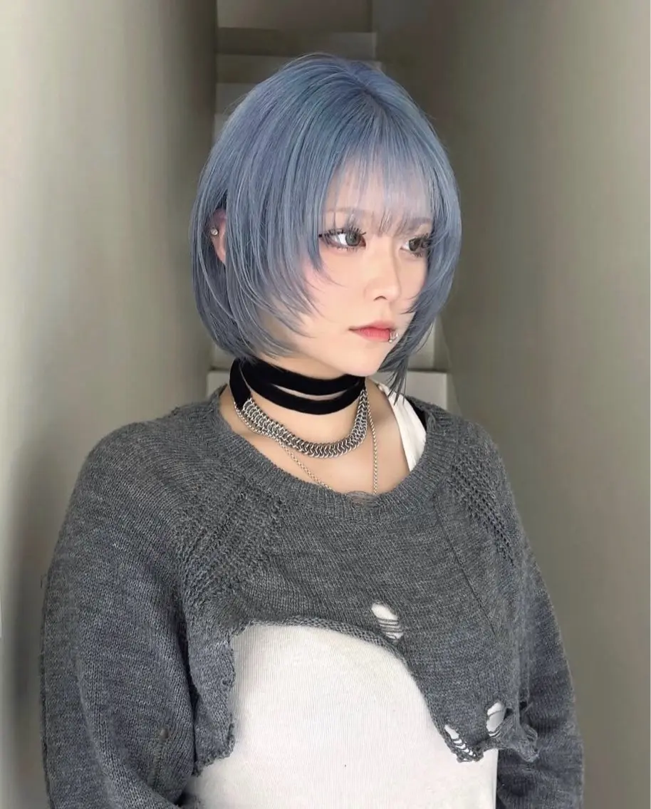 ショート カラー カット 松原 朱里のヘアスタイル