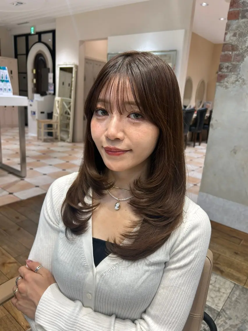 セミロング カット ヘアカラー トリートメント 🎀大竹美侑／顔まわ りカット／レイヤーのヘアスタイル