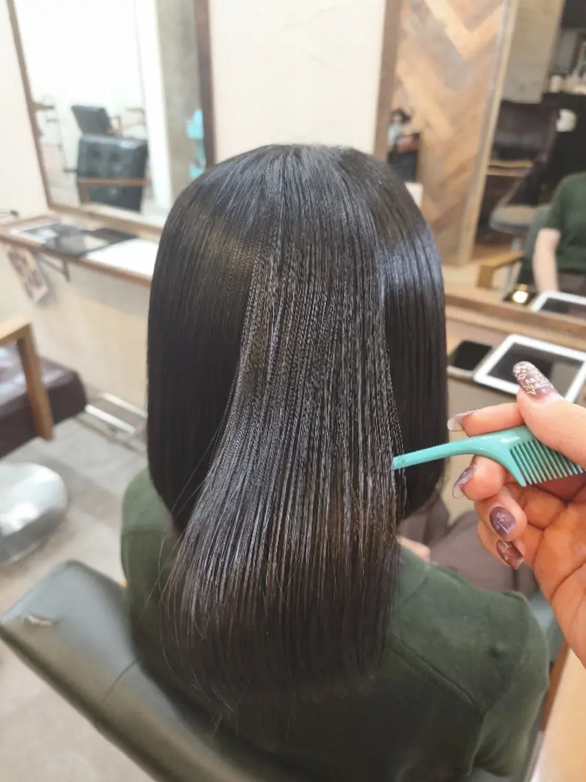 セミロング 酸性ストレート 縮毛矯正 LEASH 北原のヘアスタイル