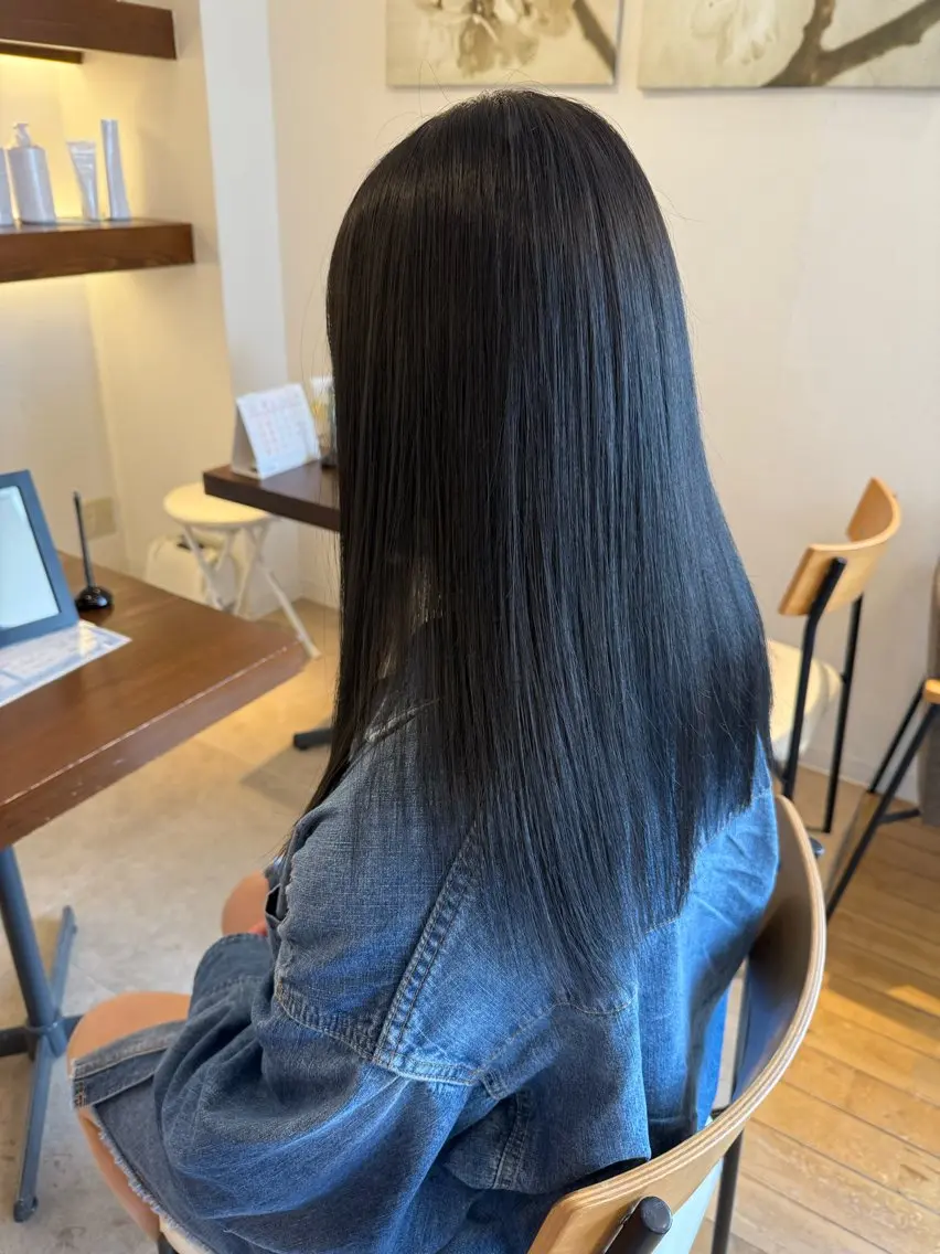 【SNSで話題の絹髪へ】髪質改善ストレート+似合わせカット¥16,720〜の写真