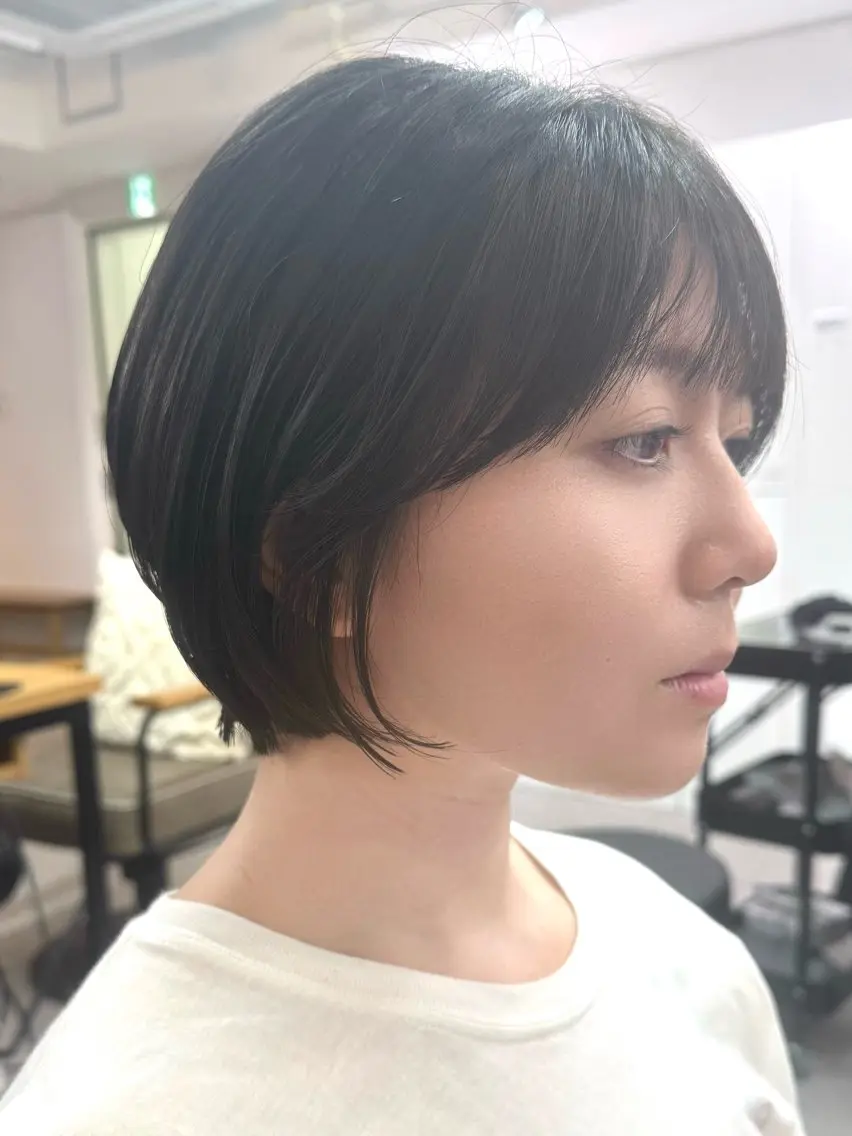 ショート ボブ 顔周りカット 髪質改善 韓国風ヘア レイヤーカット カット 丸みショートボブ Narumi✂︎のヘアスタイル