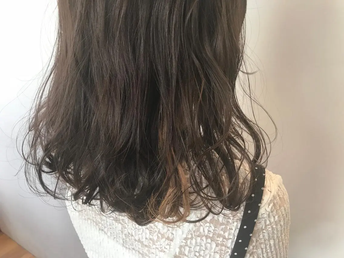 セミロング カラー mayo 🐄🌈のヘアスタイル