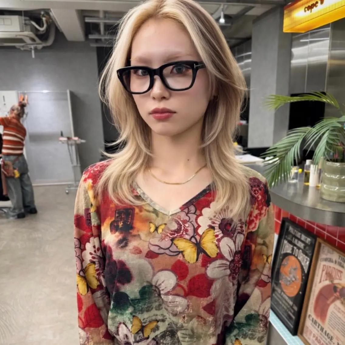 ロング カラー カット ヘアカラー トリートメント 💖ブリーチと縮毛矯 正の二刀流💖ヨシキのヘアスタイル