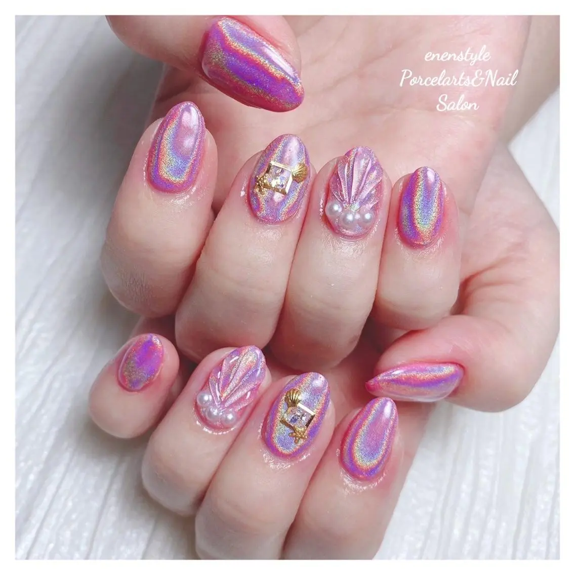 ミディアム ネイル 🐾enen style 🐾のネイルデザイン