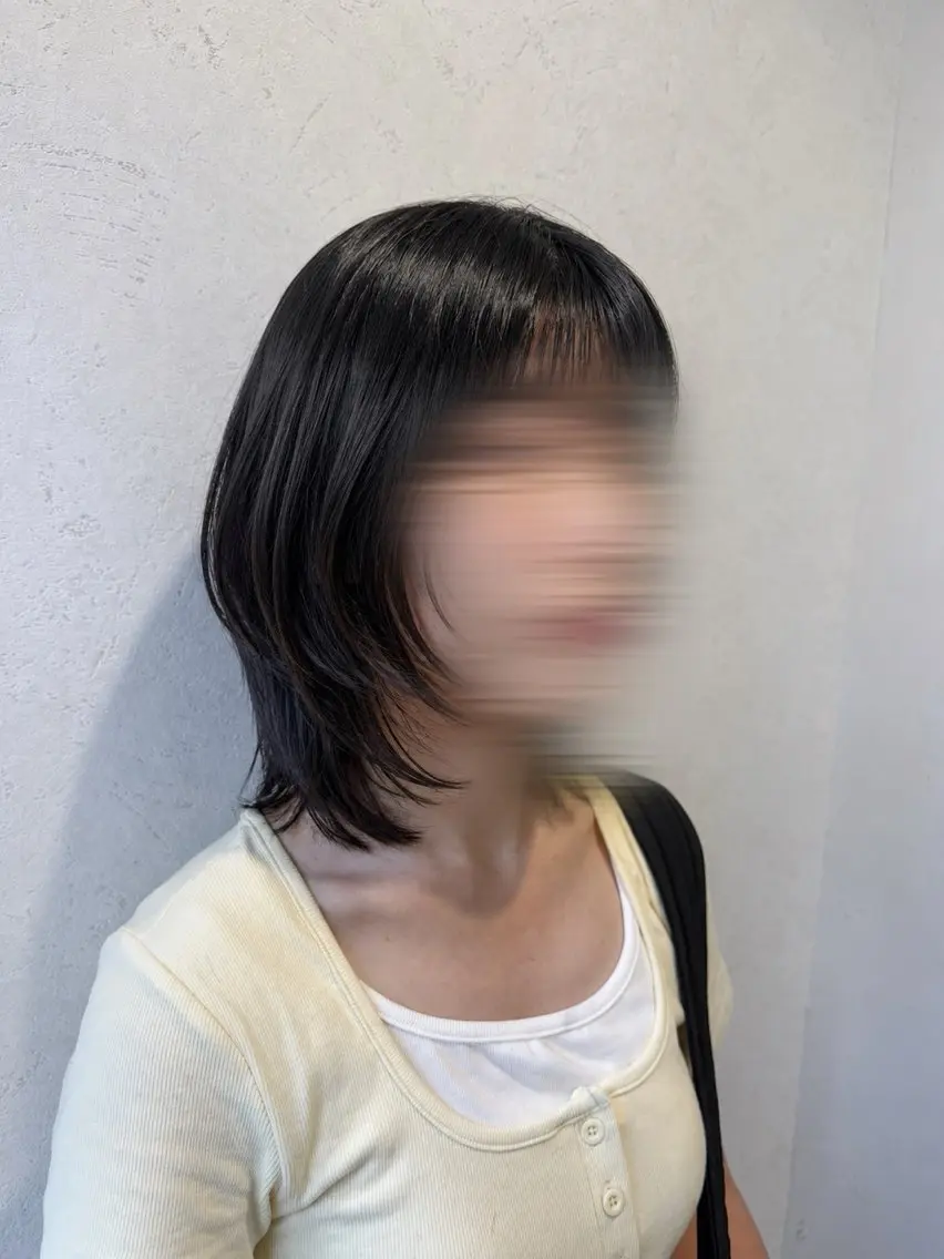ミディアム ボブレイヤー ボブ レイヤーカット ハイトーン🪄 レイヤー🍒ここみのヘアスタイル