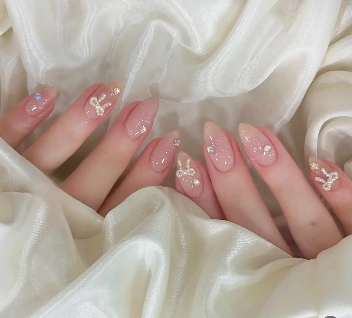 ネイル アニマル柄 オーロラネイル チークネイル フラッシュネイル ジェルネイル ハンドネイル Tira Nailのネイルデザイン