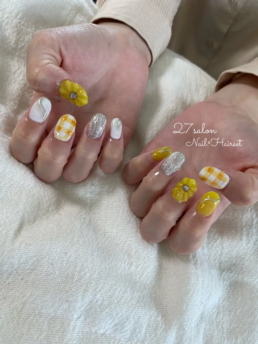 ネイル フラワーネイル ぷっくりネイル 27salon yuinaのネイルデザイン