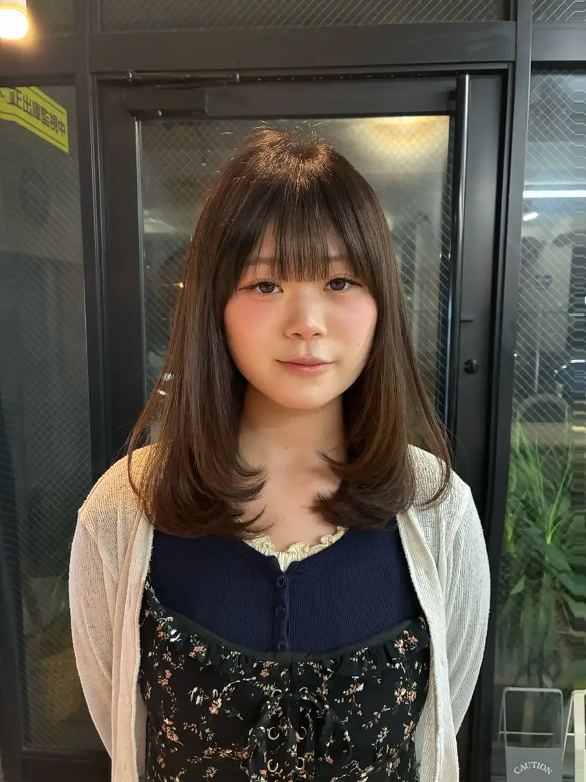 ミディアム カット nanami🏷🤎 ベージュ/レイヤーのヘアスタイル