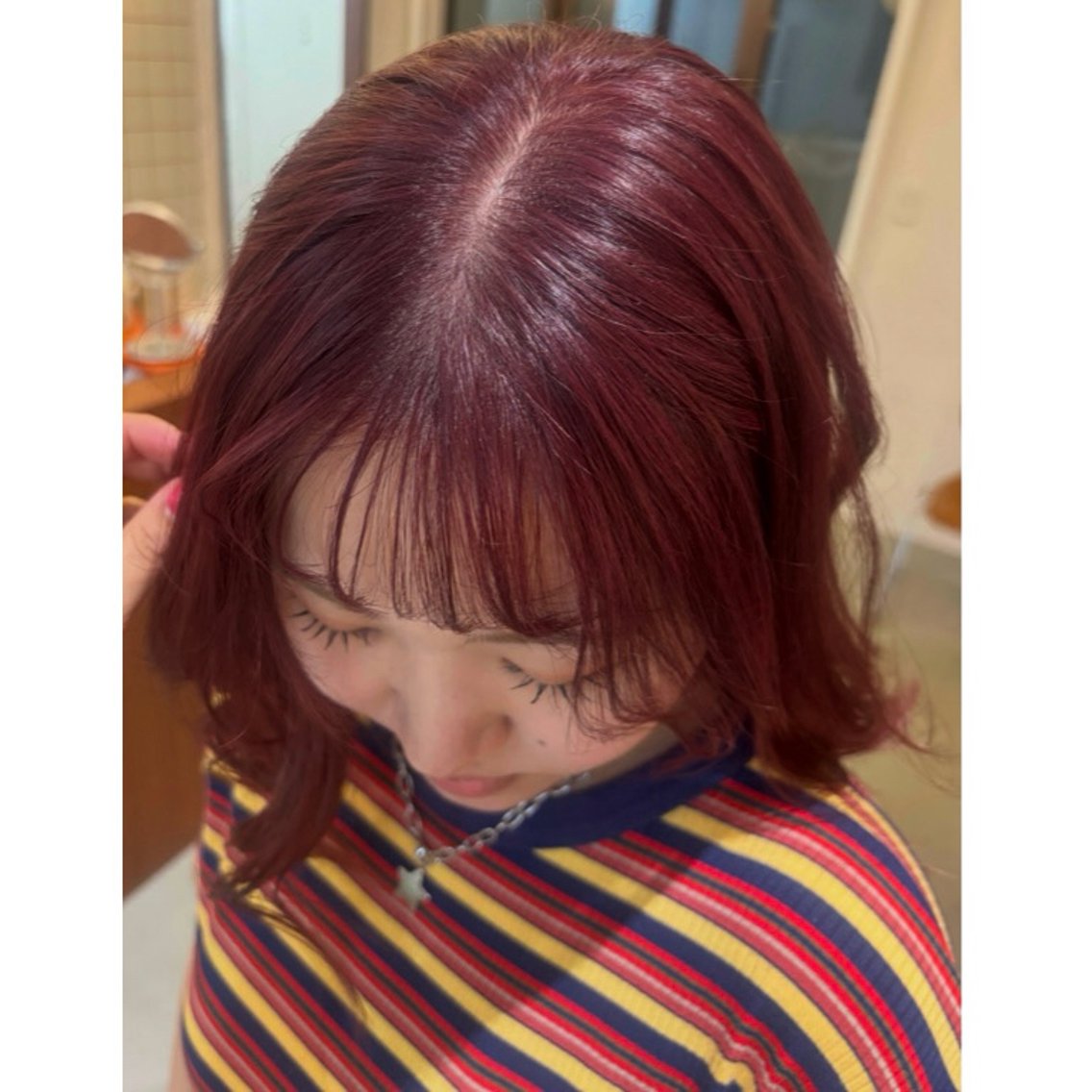セミロング カラー ヘアカラー illatos サヤナのヘアスタイル