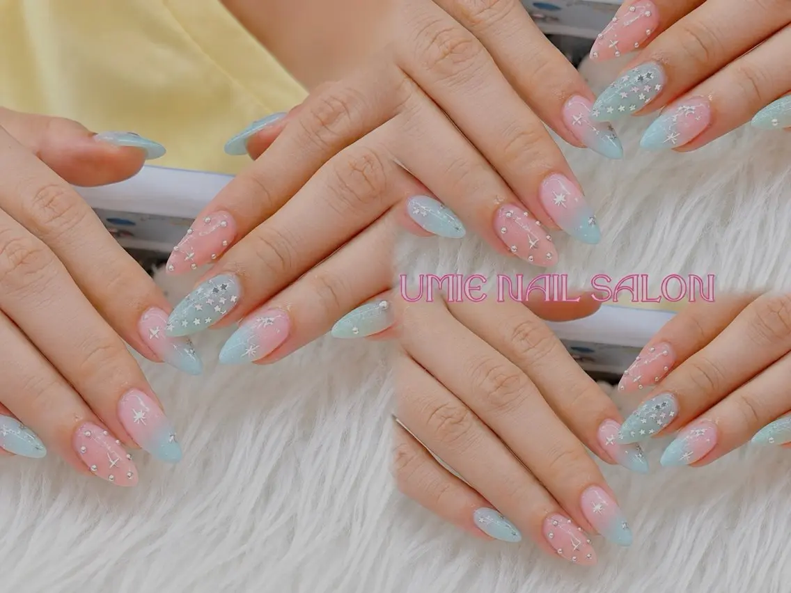 ネイル フットネイル フレンチネイル ジェルネイル ガラスフレンチ マグネットネイル UMIE NAIL SALONのネイルデザイン