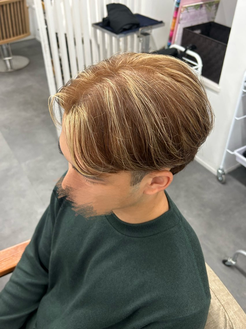 カラー メンズ メンズハイライト ハイライトカラー ヘアカラー 馬場 洸成のヘアスタイル