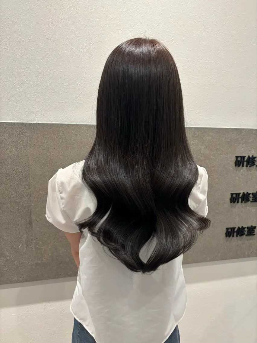 ロング くびれヘア 顔周りカット 髪質改善 ヨシンモリ 韓国風ヘア 🫧かいり🌷韓国 ❣️大阪🪽のマツエク・マツパデザイン