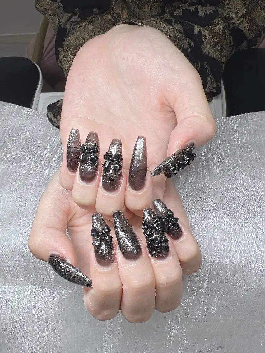 ネイル オーロラネイル チークネイル 長さ出し フットネイル フレンチネイル ハンドネイル Lee Nails チップ長さだし専門店のネイルデザイン