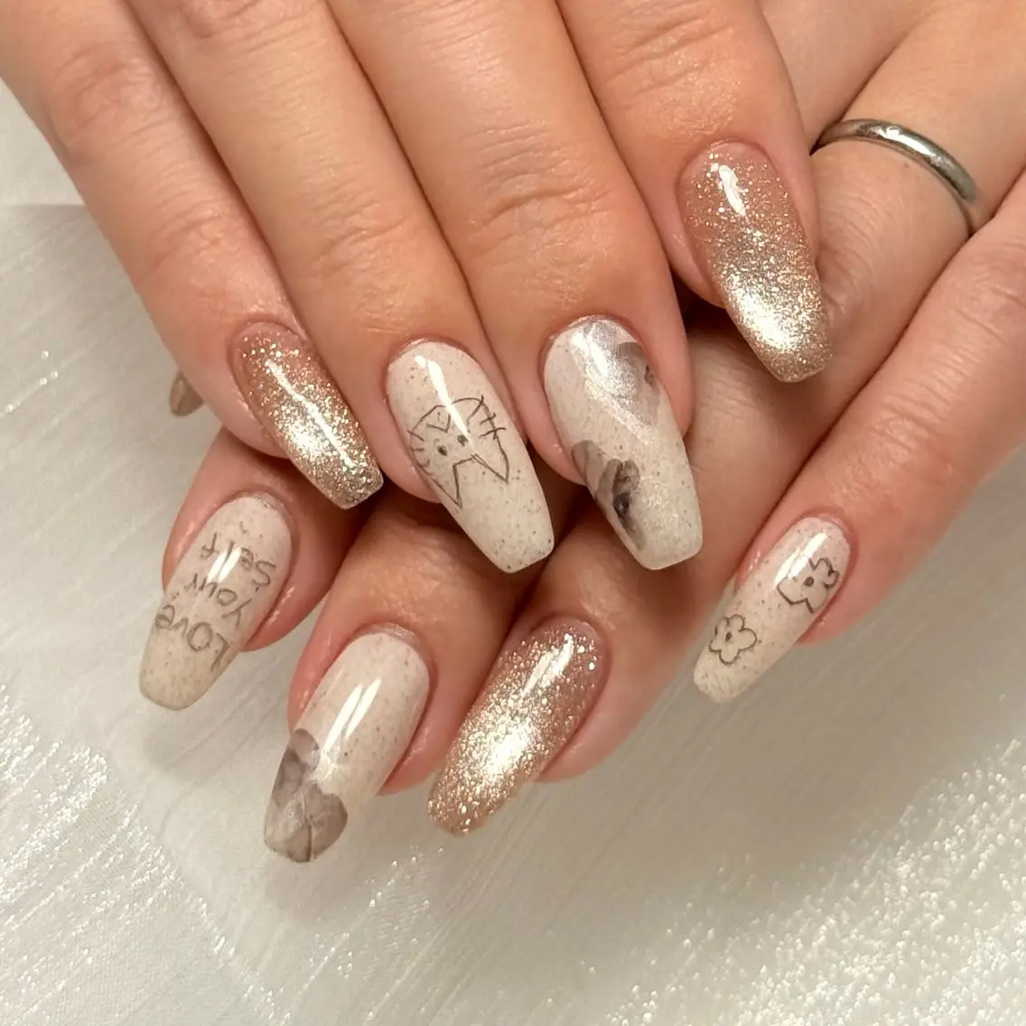ネイル ニュアンスネイル ハンドネイル calm nailのネイルデザイン
