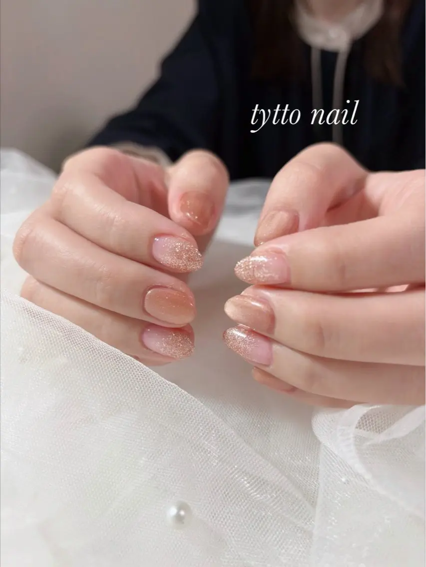 ネイル グラデーション キラキラネイル マグネットネイル オフィスネイル ワンカラーネイル tytto nail ❤︎eriのネイルデザイン