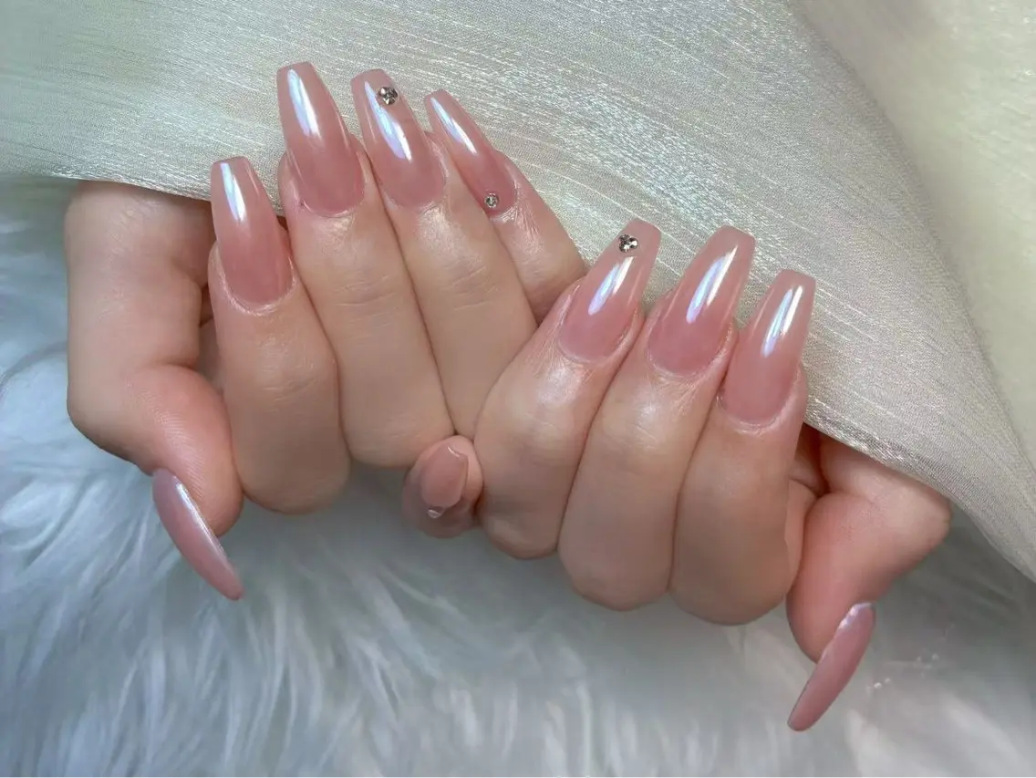 ネイル アニマル柄 チークネイル フラッシュネイル フラワーネイル フットネイル ハンドネイル B·U Nail大宮 長さだし専門店のネイルデザイン
