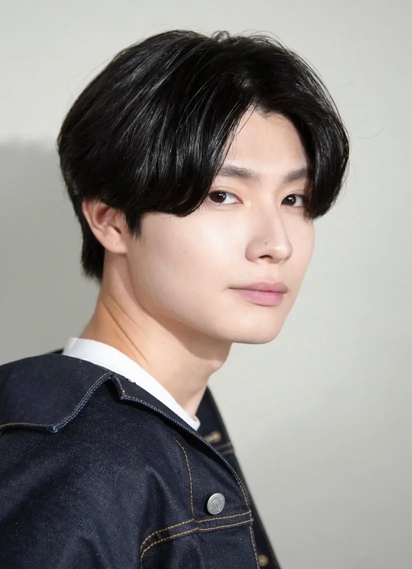 ショート パーマ メンズ センターパート ユウ🪄 パーマ指名No1のヘアスタイル