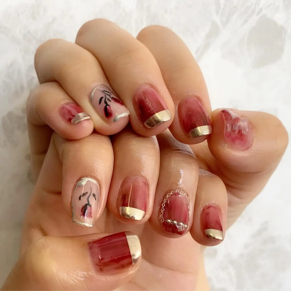ネイル 赤色 ハンドネイル ハンドケア lylynail YUUKAのネイルデザイン