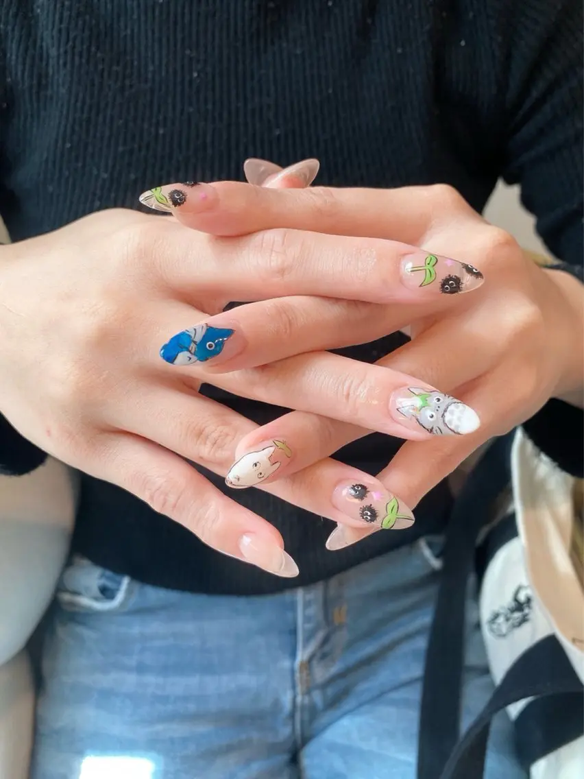 ミディアム 🦋Nail Amo🦋のネイルデザイン