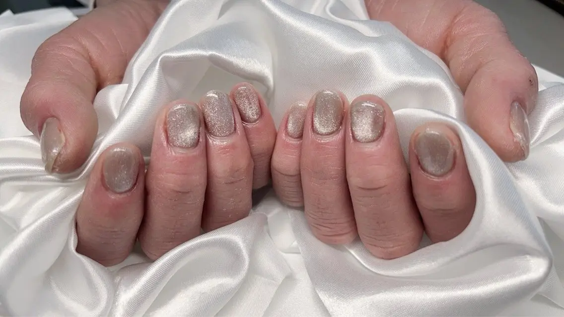 ネイル マグネットネイル ek.nail⭐︎ kanaのネイルデザイン
