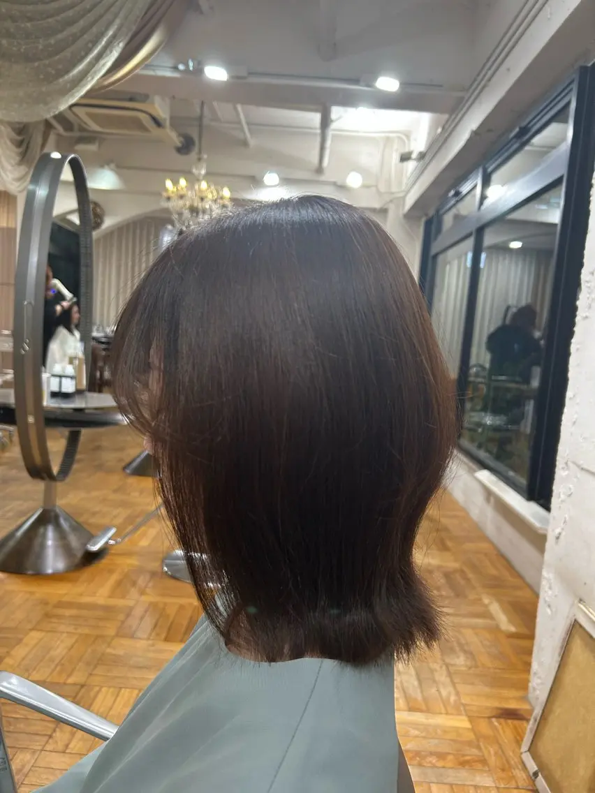 ミディアム カラー ツヤ髪💫髪質改善 透明感カラー仁平創太のヘアスタイル
