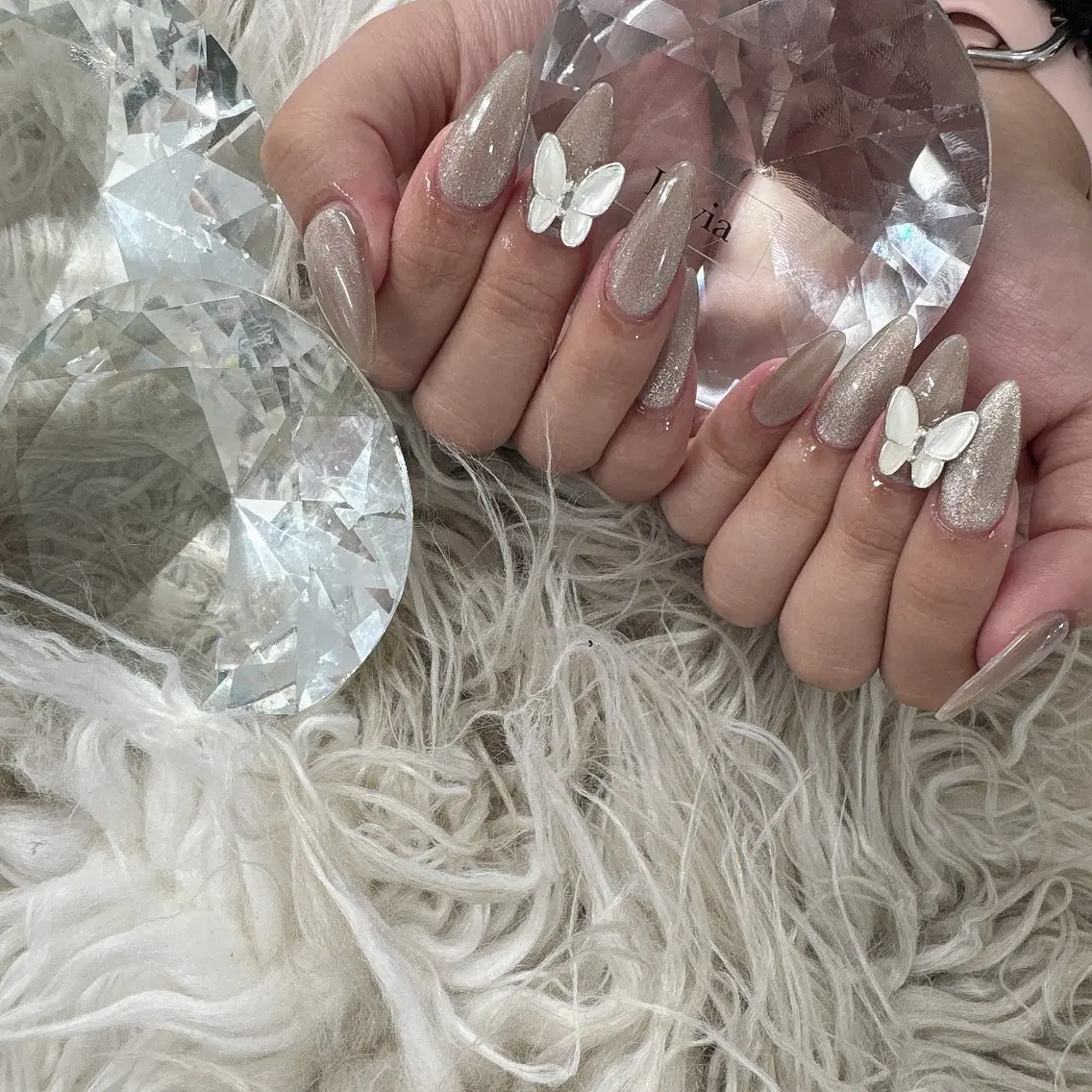 ネイル lavia🖤 ayumiのネイルデザイン