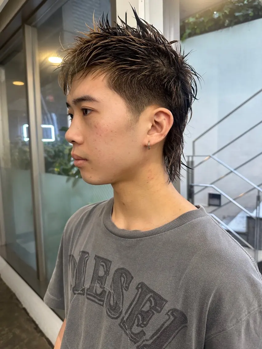 ショート メンズ メンズブリーチ スパイキーショート 刈り上げ メンズベリーショート ベリーショート 渋谷メンズショート 特化🥋　渡邊健流のヘアスタイル