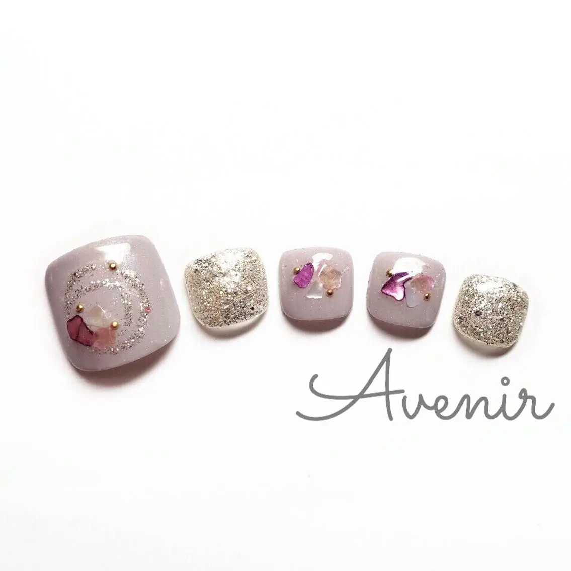 ネイル Avenir 表参道 nail&eye予約のネイルデザイン