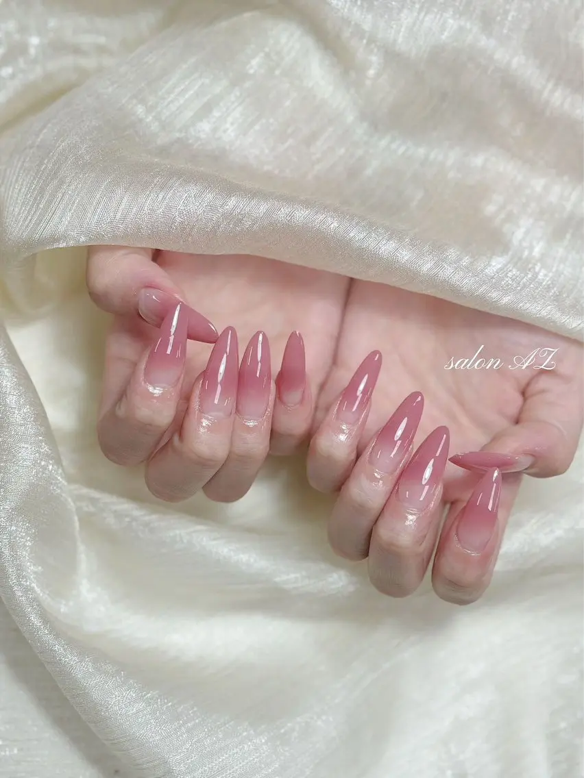 ネイル 長さ出し グラデーション salon AZのネイルデザイン