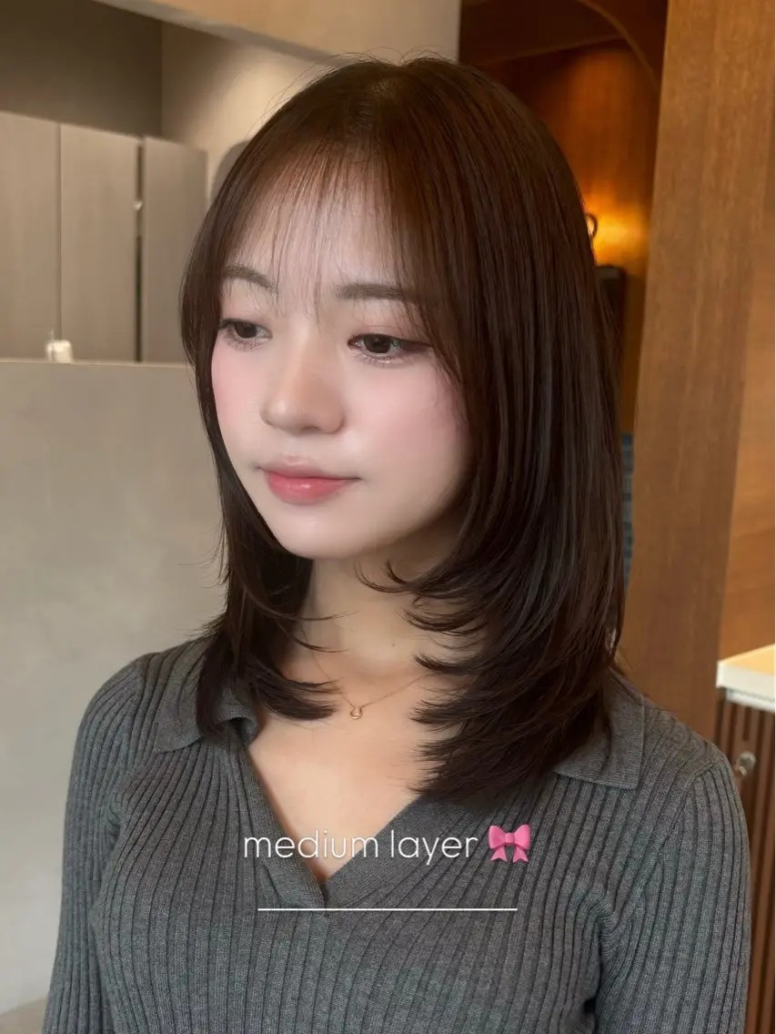 ミディアム カット トリートメント レイヤー/ボブ ❣️manamiのヘアスタイル