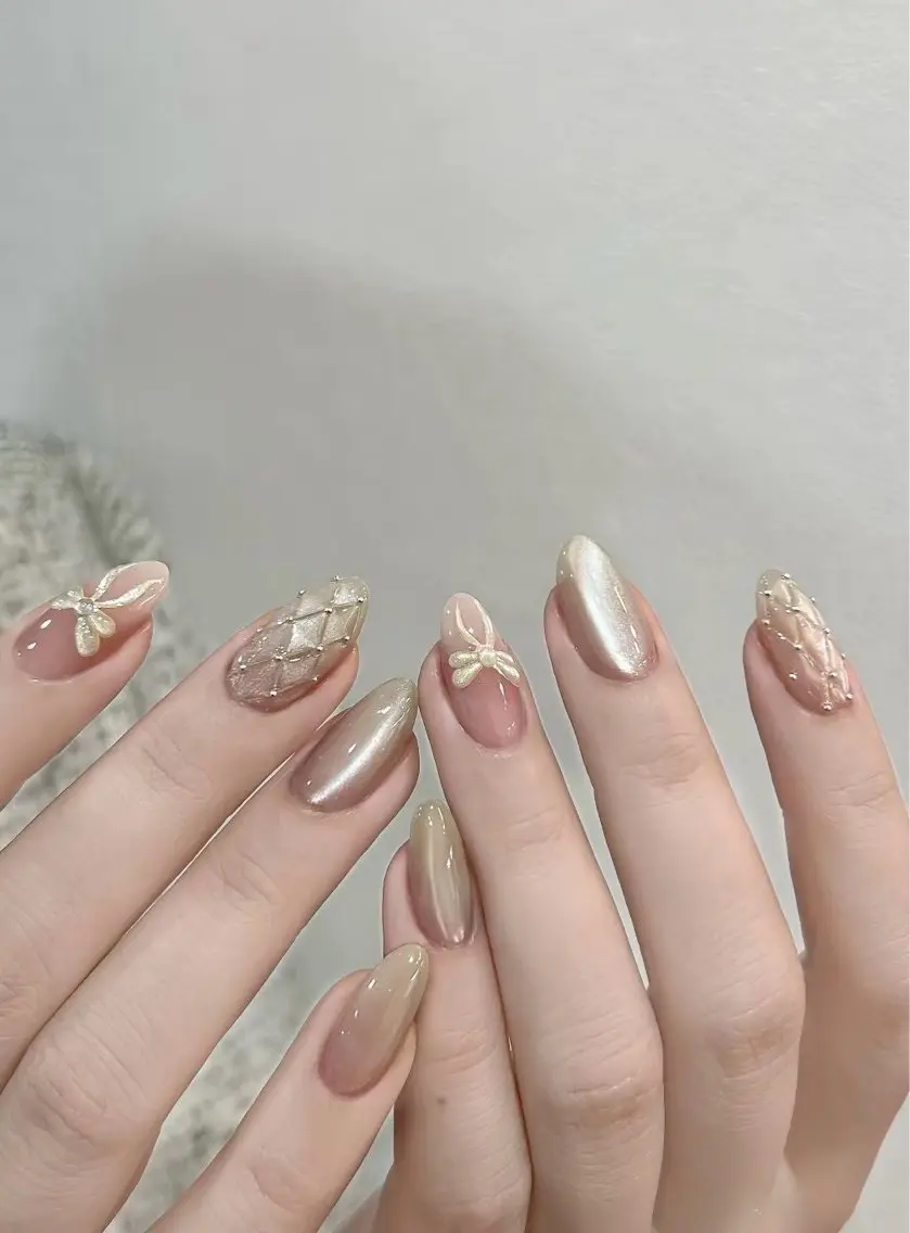 ネイル 長さ出し フレンチネイル グラデーション 卒業式 マグネットネイル MIHANA NAILのネイルデザイン