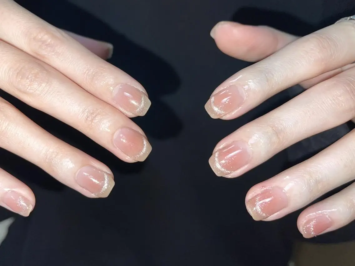 ネイル ハンドネイル ki🍒🍒 ki ツルツルネイルのネイルデザイン