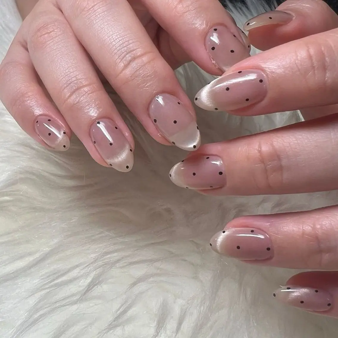 ネイル 長さ出し フレンチネイル グラデーション 卒業式 マグネットネイル MIHANA NAILのネイルデザイン