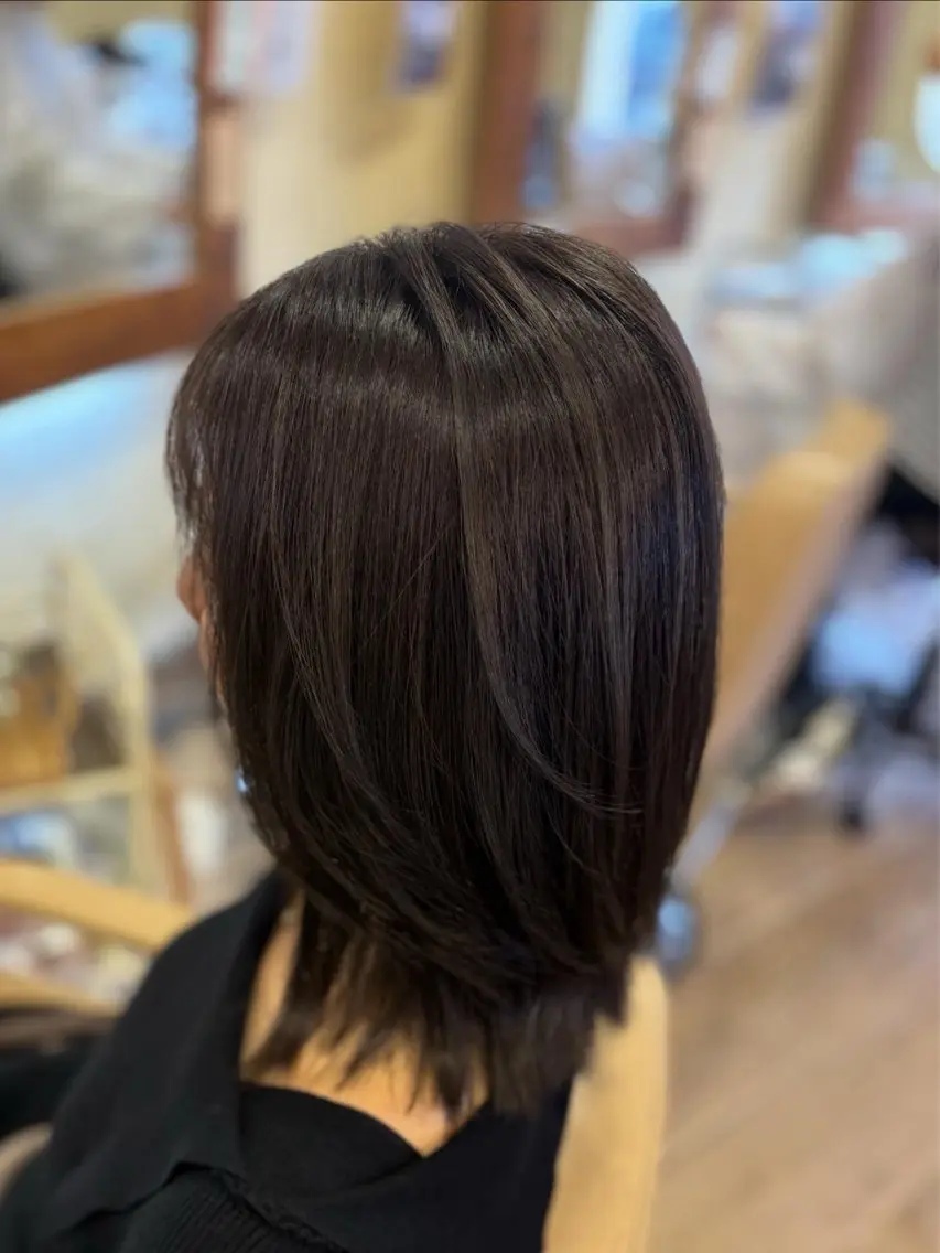 セミロング カット ヘアカラー トリートメント 柘植 雅大のヘアスタイル