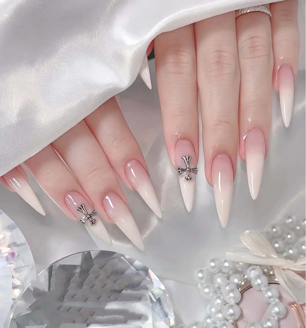 ネイル ハンドネイル Doris Nail Salonのネイルデザイン