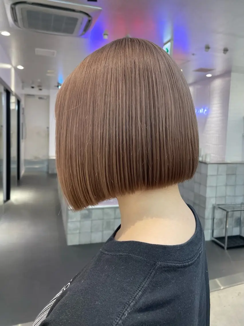 ショート カラー ベージュカラー 💫色落ちまで可愛い ブリーチ💫ユウゴのヘアスタイル