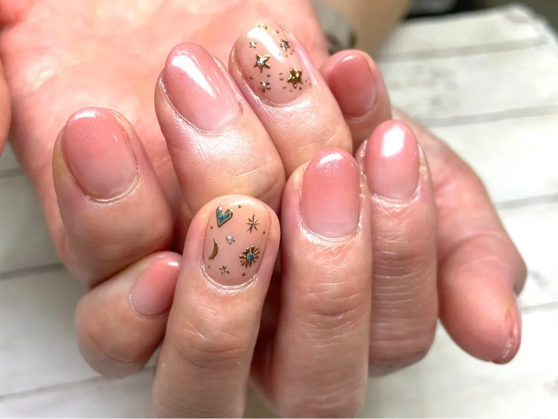 ネイル Natsumi 𓂃𓈒𓏸𓍯のネイルデザイン
