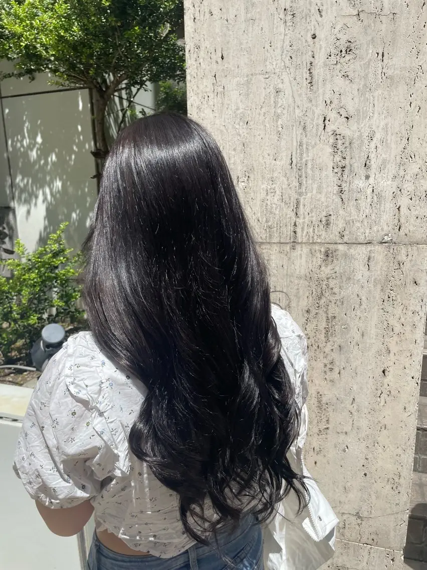 ロング カラー 鈴木 心音のヘアスタイル