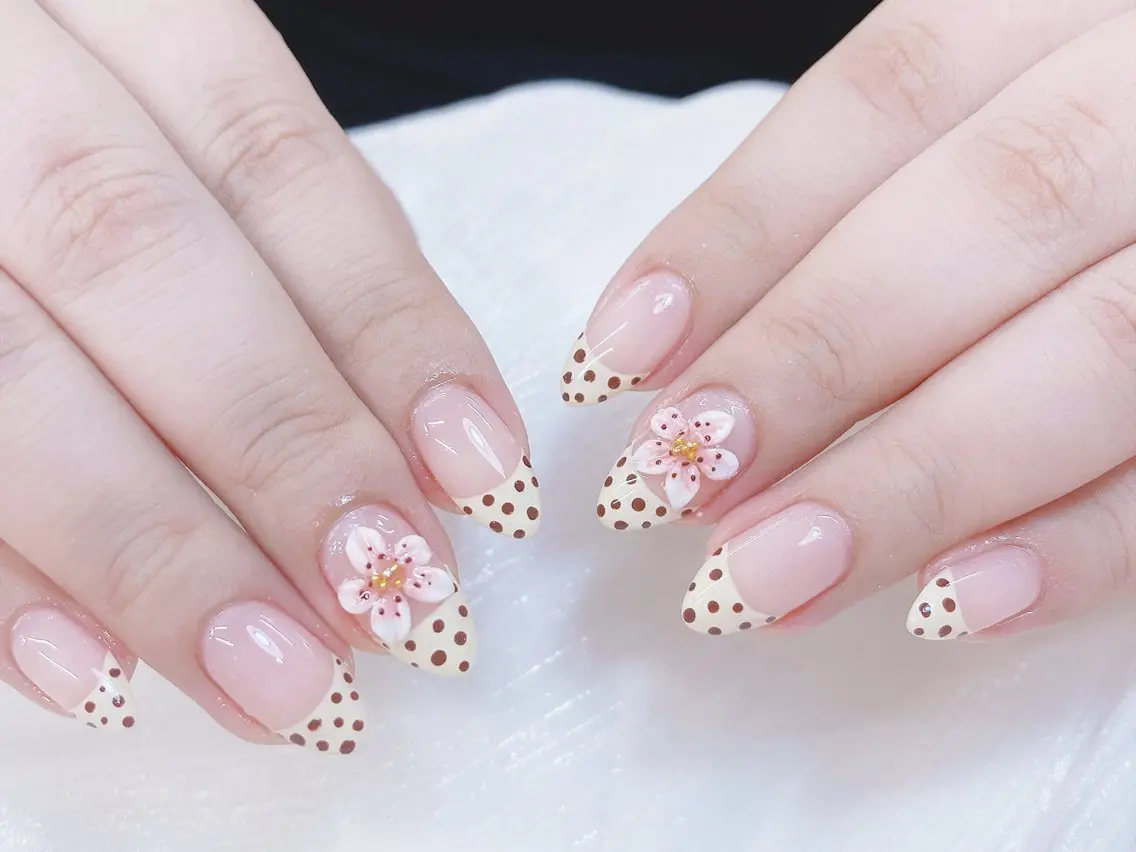 ネイル チークネイル 成人式 フレンチネイル グラデーション 氷ネイル・うるうるネイル ハンドネイル DUO   MI nail salonのネイルデザイン