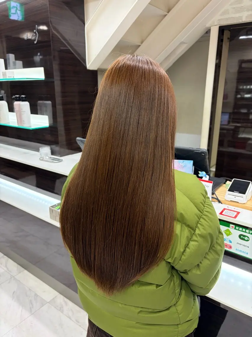 ロング カラー ブラウンカラー ナチュラルブラウン ヘアカラー 旗手 沙和のヘアスタイル
