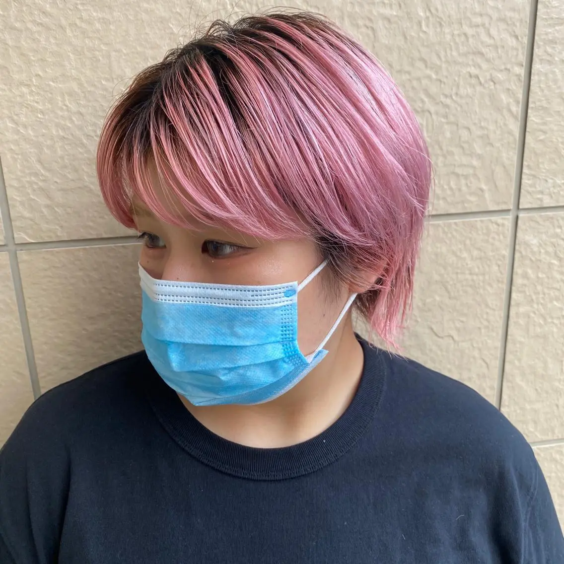 ショート カラー ヘアアレンジ ピンクカラー 美髪矯正 韓国レイヤーのヘアスタイル