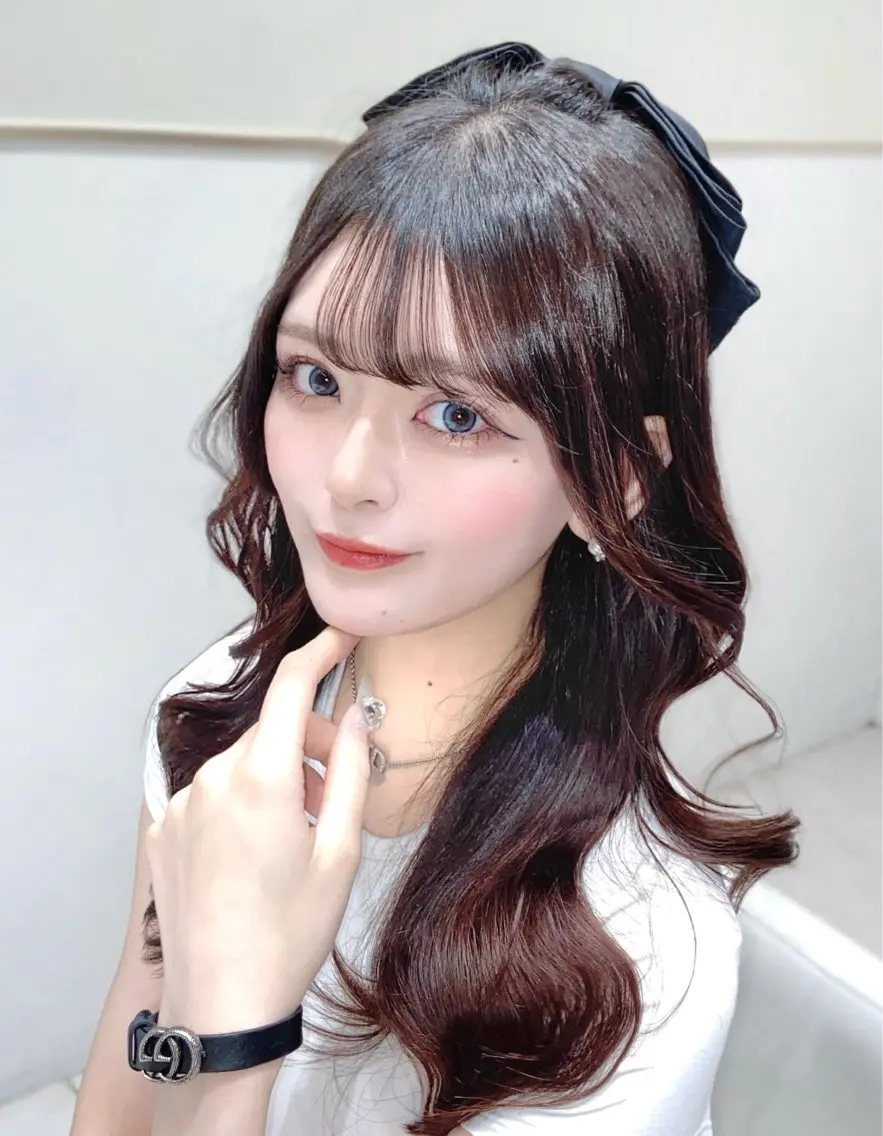 ロング カラー カット ヘアカラー トリートメント ヘッドスパ ヘアセット 韓国ヘア/レイヤー/ 顔まわり/りょーとのヘアスタイル