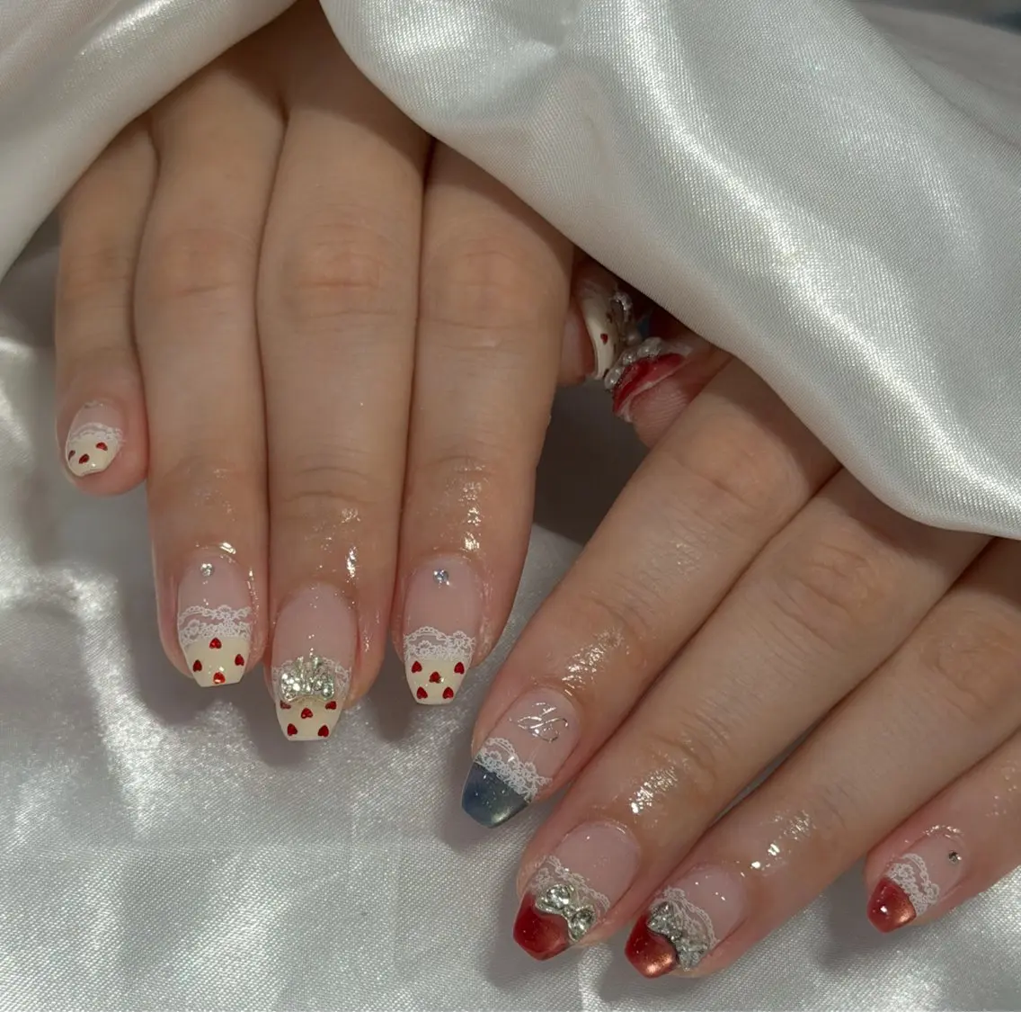 ネイル ハンドネイル フットネイル LAVISH nanamiのネイルデザイン